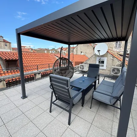 Luxury In Diocletian Palace Pensjonat